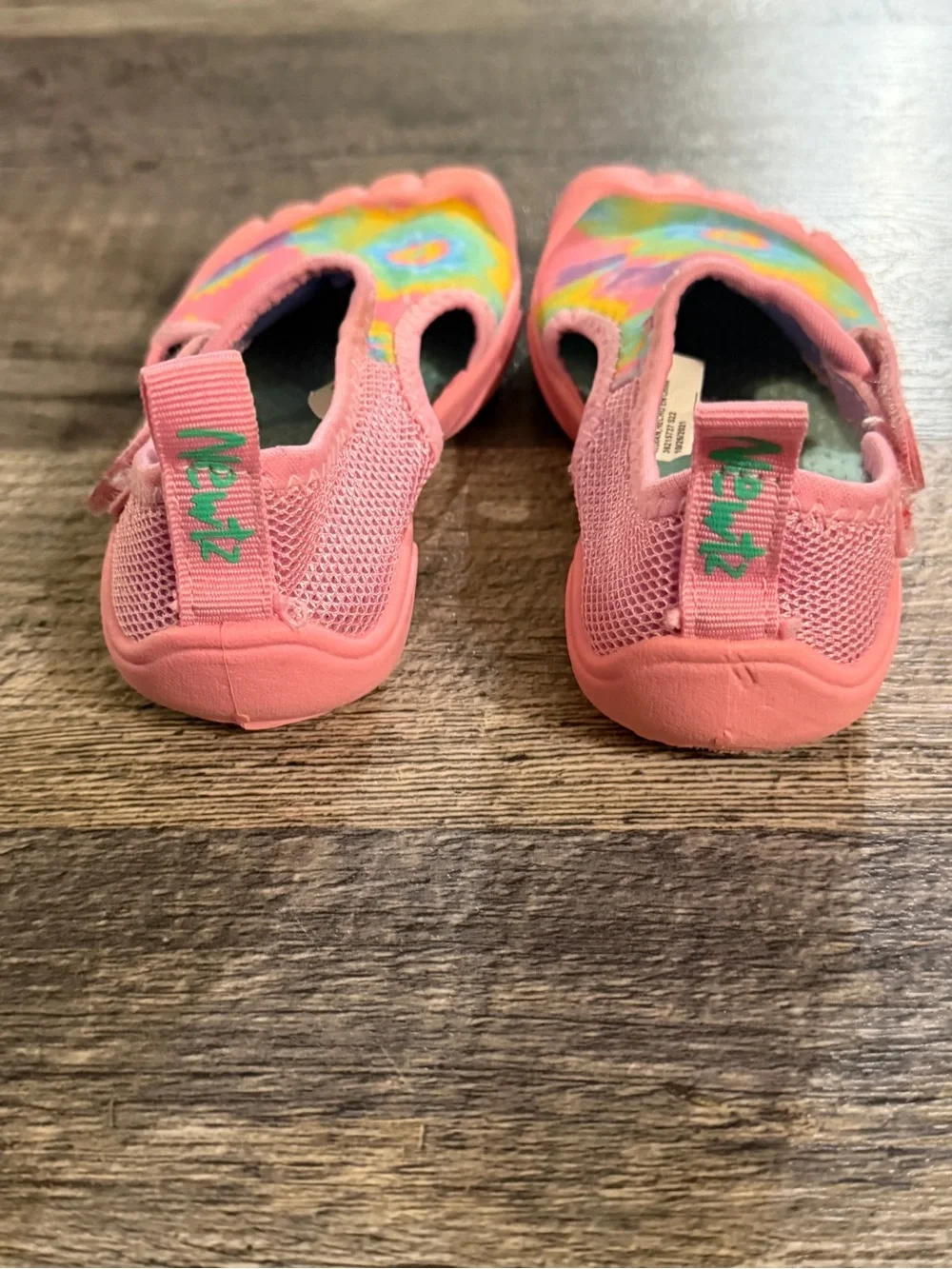 Newtz Toddler Girls Pink Tie Dye Water Shoes Size 7/8 Beach Pool Summer Pastel